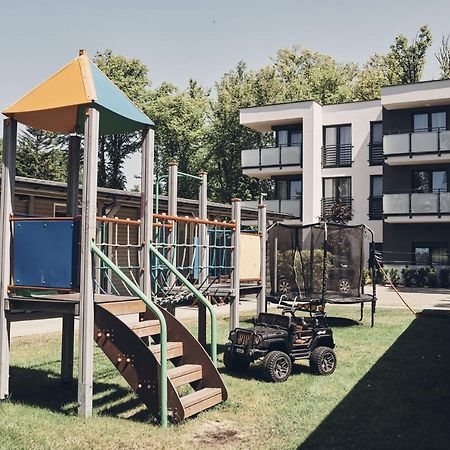 Holiday Siesta Pensjonat, Domki Rewal Kültér fotó