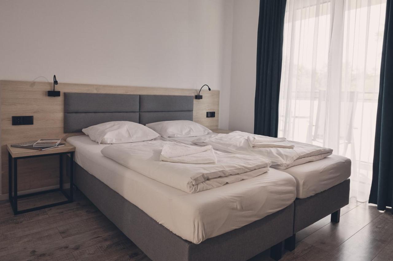 Holiday Siesta Pensjonat, Domki Rewal Kültér fotó