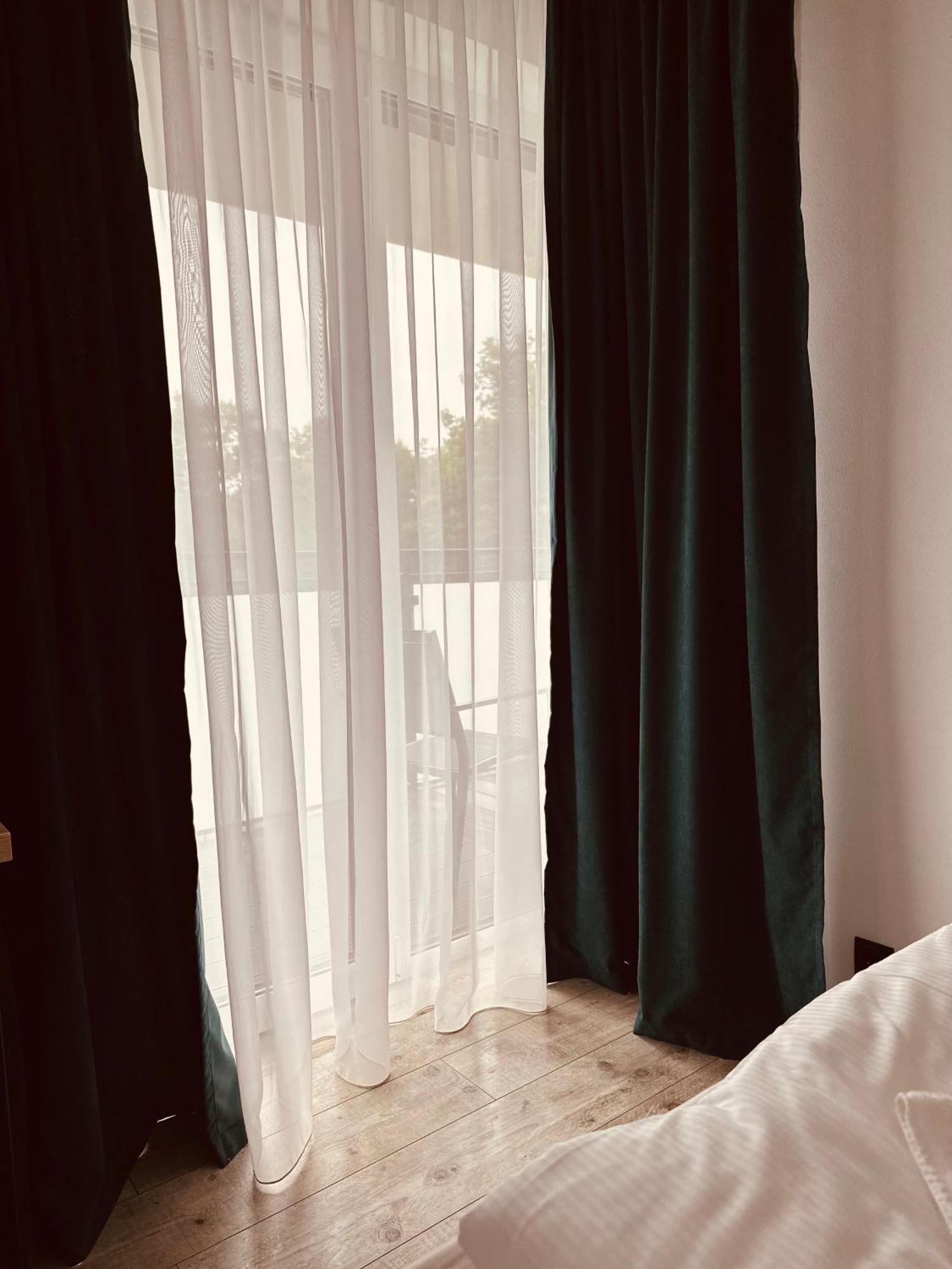 Holiday Siesta Pensjonat, Domki Rewal Kültér fotó